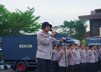 Wakapolda Kaltim Pimpin Apel Konsolidasi, Pengamanan Aksi Mahasiswa di Samarinda Berlangsung Kondusif