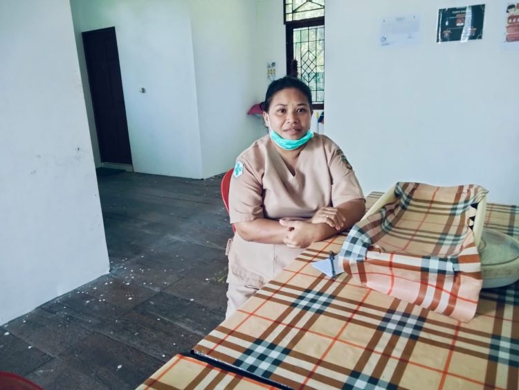 Puskesmas Pembantu (Pustu) Kampung Pigapu, Distrik Iwaka melayani 5-6 orang pasien tiap hari.