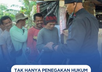 Tak Hanya Penegakan Hukum, Brimob Sumut Berbagi Kepedulian di Desa Panabari