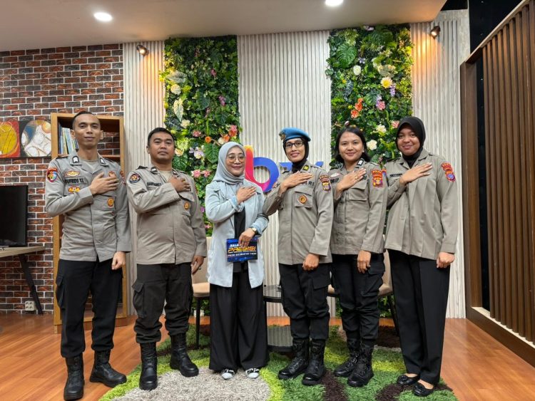 Pengawasan Diperketat, Polda Kalimantan Timur Ajak Masyarakat Laporkan Oknum Polisi Lewat QR Code