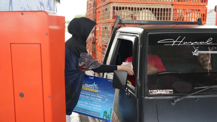 Lebih dari 4 Ribu Paket Bantuan Diberikan, PT Pelindo Sinergi Lokaseva Gandeng UMKM Lokal dalam Program “Pelindo Berbagi Ramadhan”