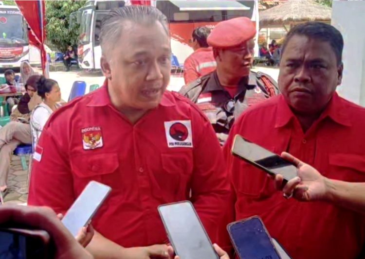 Reno Yanuar dalam Peresmian Posko Kesehatan PDI PERJUANGAN Banten: Semoga Idul Fitri Tahun Ini Membawa Kedamaian, Keberkahan dan Kebahagiaan Bagi Kita Semua