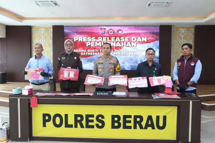 Polres Berau Gagalkan Peredaran 10 Kg Sabu, Kurir Ditangkap di Jalan Poros Kaltim–Kaltara