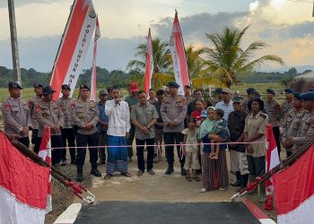 Jembatan Gantung di Batu Hula Kembali Terhubung, Brimob Polda Sumut Pulihkan Akses Vital Warga