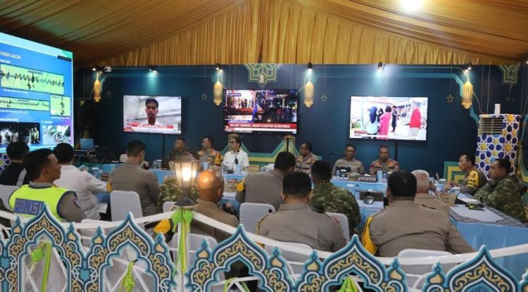 Kapolda Sumut Dampingi Kapolri Pimpin Pemantauan Nasional Malam Takbiran dari Medan