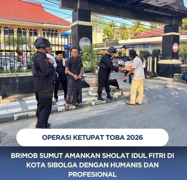 Brimob Sumut Hadirkan Rasa Aman, Pengamanan Sholat Idul Fitri di Gunungsitoli Berjalan Kondusif