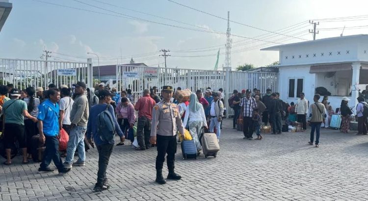 Polres Pelabuhan Belawan Amankan Kedatangan Kapal Kelud, Antisipasi Arus Balik Lebaran