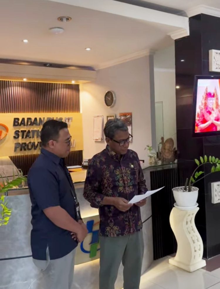 Ketut Karyasa Adnyana Anggota Komisi VIII DPR RI, Kunjungi Kantor BPS Provinsi Bali Guna Penguatan Sistem RUU Statistik