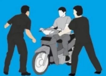 MOTOR DITARIK PAKSA DI JALAN RAYA, KONSUMEN SUDAH SEPAKAT BAYAR TANGGAL 30 HARI SENIN    