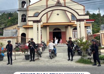 Brimob Siaga Amankan Malam Paskah di Gunungsitoli, Patroli Humanis Jaga Kamtibmas Tetap Kondusif