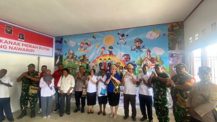 Bunda PAUD Mimika Resmikan Gedung PAUD Merah Putih Nawaripi, Dorong Penguatan Layanan Pendidikan Usia Dini