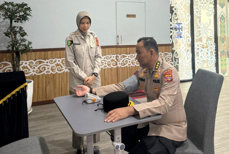 Biddokkes Polda Kaltim Hadirkan Layanan Kesehatan Terpadu, Pastikan Personel Tetap Prima dalam Bertugas