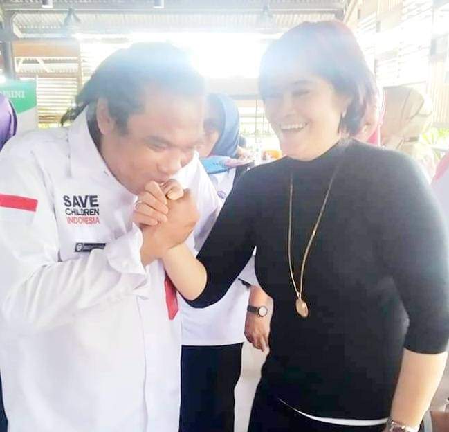 BUNDA JENY CLAUDYA LUMOWA, SH: PERJUANGAN HIDUP YANG MENGINSPIRASI