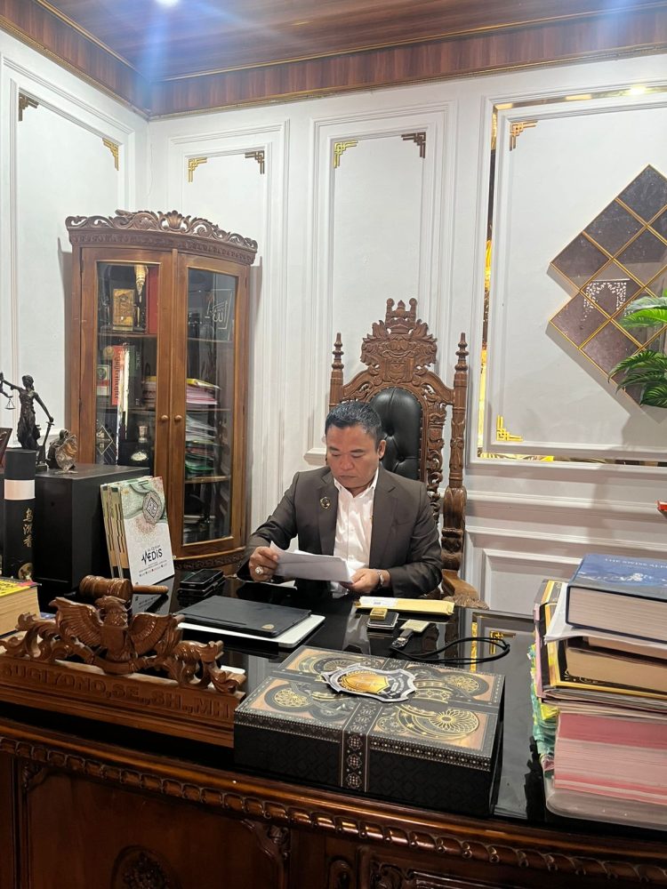 Sugiyono, S.E., S.H., M.H. Gugat Balik! Status Tersangka Developer Digoyang di Praperadilan
