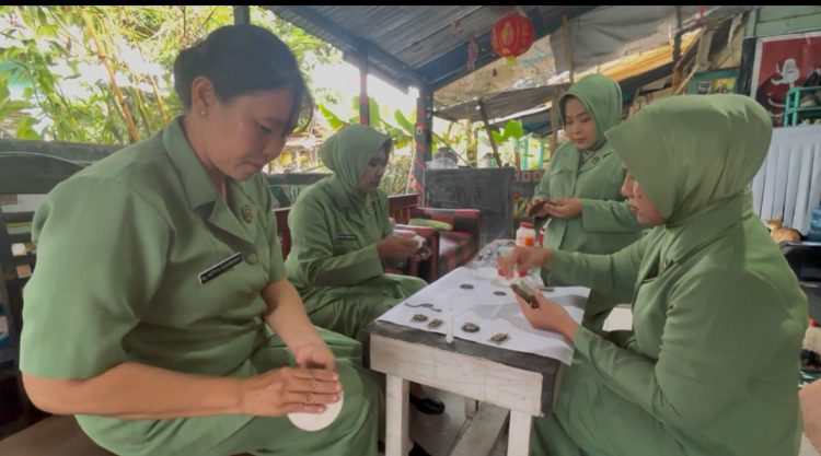 Kreativitas Persit Mimika Jadikan Batu Pyrite Papua, Aksesori Bernilai Tinggi