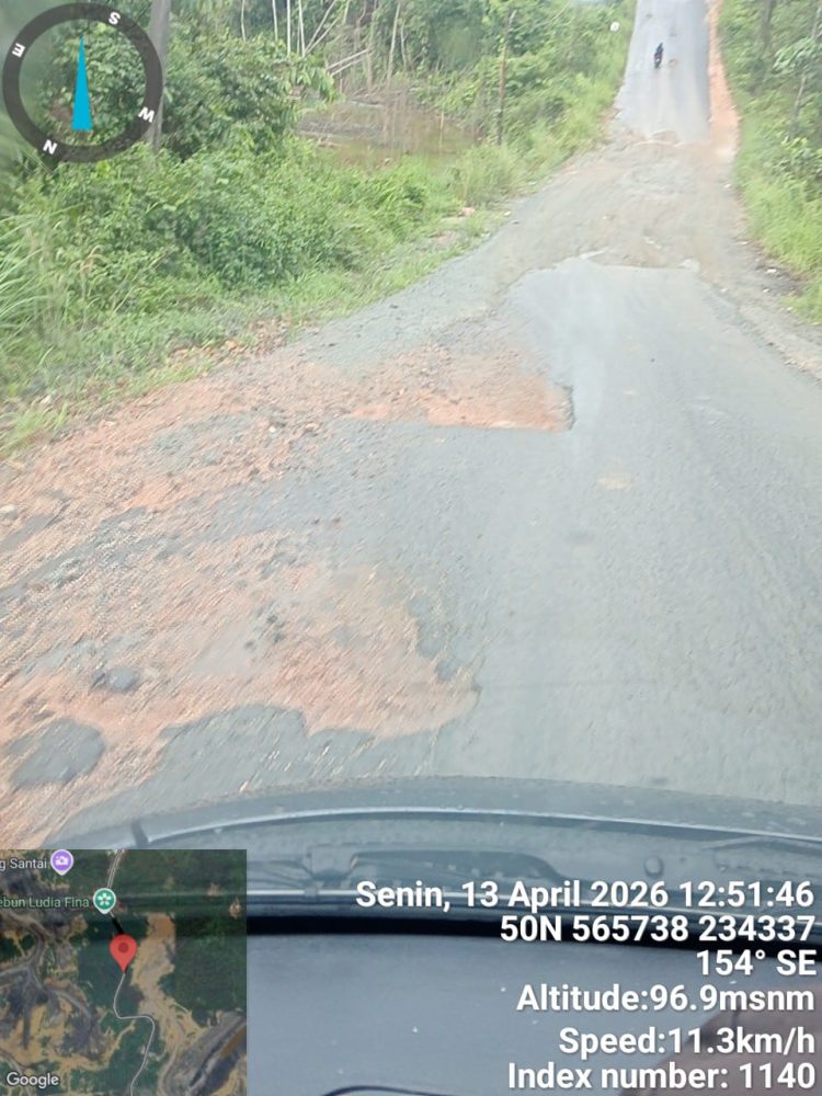 Akses Publik Rusak Parah, Isu Intervensi Tambang Bayangi Jalan Provinsi di Berau