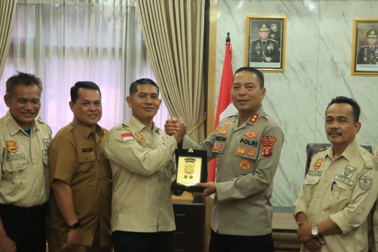 Kapolres Kutai Timur Tekankan Peran Strategis FKDM dalam Menjaga Stabilitas Kamtibmas