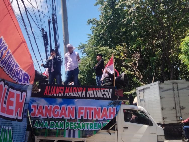 Tak Cukup Minta Maaf, AMI Tekan PKS Pecat Aboe Bakar ! Wajib Sujud Maaf ke Ulama Madura