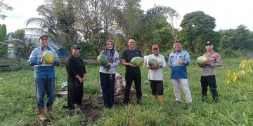 Harmoni Kebersamaan Polri dan Petani, Menumbuhkan Asa Ketahanan Pangan di Bengalon