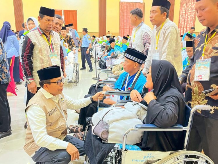 Sambut JCH di Asrama Haji Medan, Ingatkan Jaga Nama Baik Bangsa