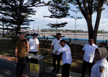 Pemkot Samarinda Tinjau Teras Samarinda Pasca Aksi 214, Pastikan Kerusakan Minim dan Segera Diperbaiki