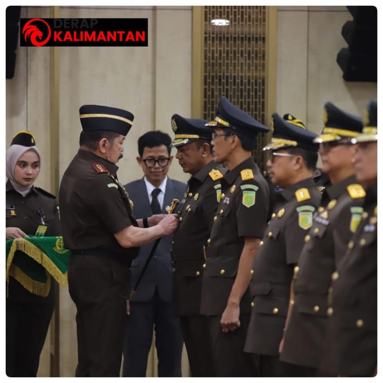 Jaksa Agung Resmi Lantik 30 Pejabat Baru, Soroti Pentingnya Integritas dan Inovasi