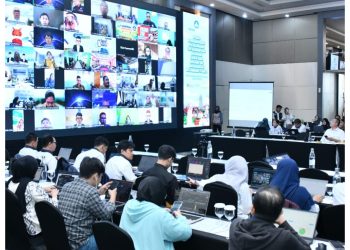 Dari Command Center, Mendikdasmen Pastikan TKA Nasional Berjalan Tertib dan Terkendali