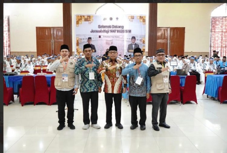 Petugas Kloter 5 Embarkasi Medan Diminta Jaga Kekompakan dan Maksimalkan Pelayanan Jemaah Haji