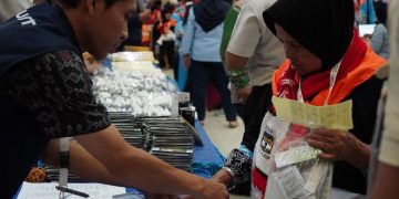 AHMED, Kamis Terbang ke Makkah Kenakan Ihram