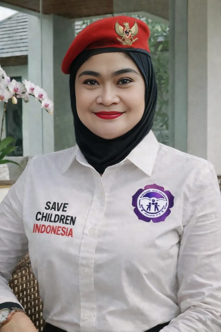 GURU POTONG PAKSA RAMBUT 18 SISWI SMKN 2 GARUT JAWA BARAT 