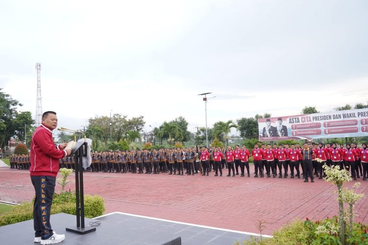 KAPOLDA KALTIM LEPAS KONTINGEN JUDO, TEGASKAN PRESTASI ADALAH KEHORMATAN INSTITUSI