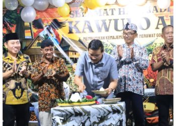 HUT ke-8 Kawulo Alit, Wagub Ajak Masyarakat Rawat Gotong Royong dan Persatuan