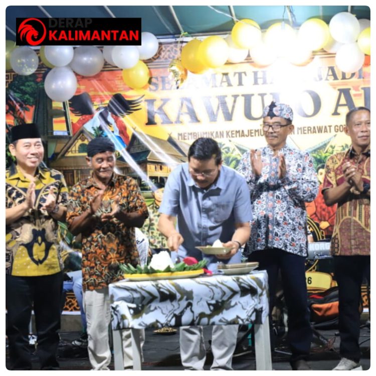HUT ke-8 Kawulo Alit, Wagub Ajak Masyarakat Rawat Gotong Royong dan Persatuan
