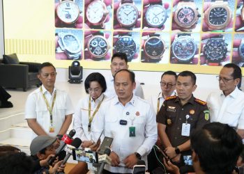 BPA Kejaksaan RI Gelar Pemusnahan Barang Sita Ekekusi 14 Buah Jam Tangan dari Terpidana Jimmy Sutopo