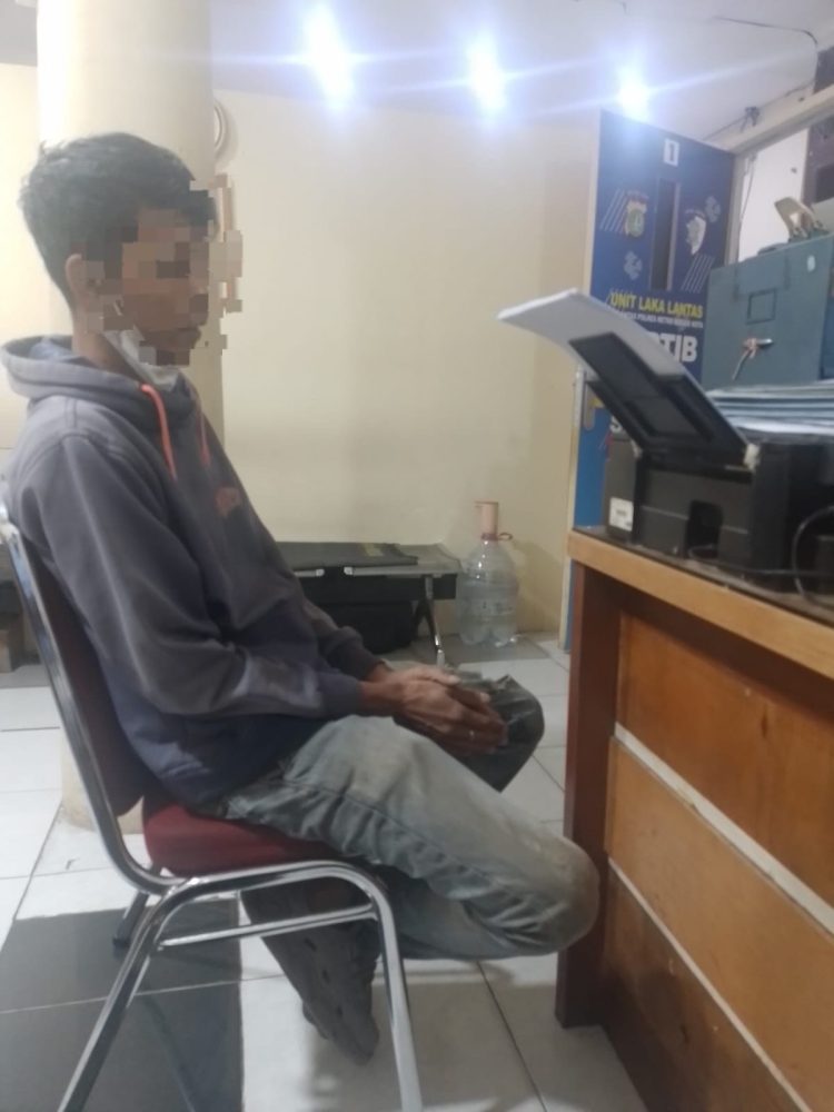 Polisi Tetapkan Sopir Taksi Green SM Tersangka Kecelakaan KRL di Bekasi Timur