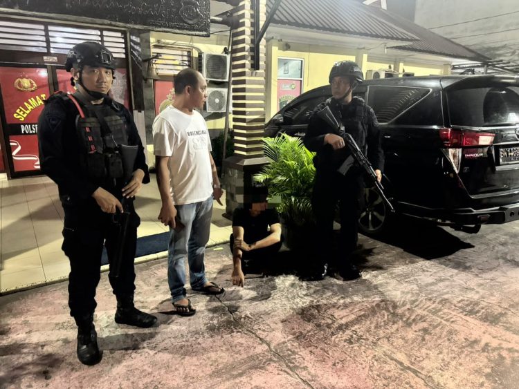 Brimob Polda Sumut Gagalkan Tawuran Dini Hari di Medan, Empat Pemuda dan Dua Kelewang Diamankan