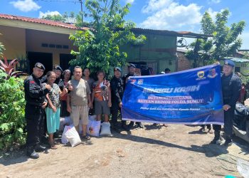 Brimob Polda Sumut Tebar Kepedulian Lewat Jumat Berkah dan Minggu Kasih, Bagikan Sembako hingga Makanan Gratis