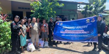 Brimob Polda Sumut Tebar Kepedulian Lewat Jumat Berkah dan Minggu Kasih, Bagikan Sembako hingga Makanan Gratis