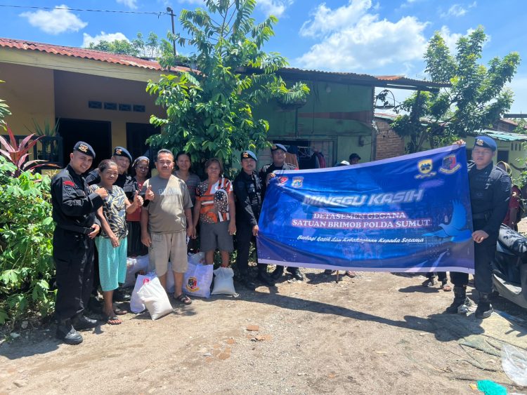 Brimob Polda Sumut Tebar Kepedulian Lewat Jumat Berkah dan Minggu Kasih, Bagikan Sembako hingga Makanan Gratis