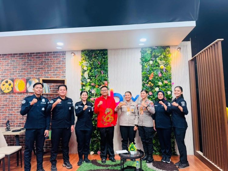 Bid Humas Polda Kaltim bersama Polwan Polda Kaltim Tunjukkan Dedikasi dan Prestasi di Ajang Judo Kapolri Cup 2026