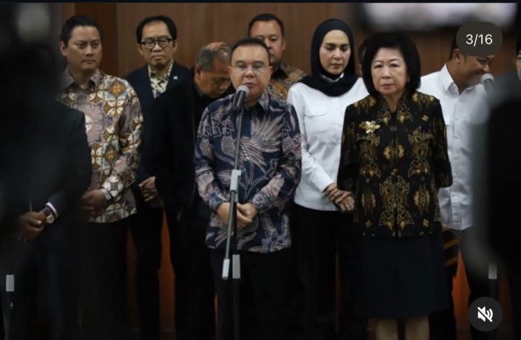 Majelis Hakim Vonis Nadiem Anwar Makarim 10 Tahun Penjara dalam Perkara Korupsi Pengadaan Chromebook Kemendikbudristek