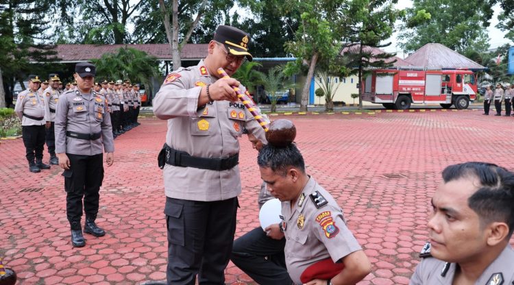 53 Personel Polres Langkat Naik Pangkat, Kapolres: Jadikan Amanah untuk Meningkatkan Pelayanan kepada Masyarakat
