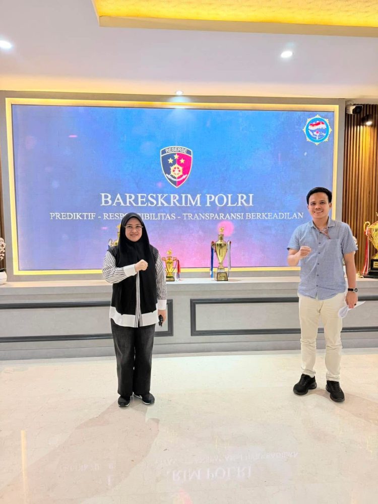 Bersama Kuasa Hukum , Ibu Bupati Gowa Laporkan Saksi Hak Angket DPRD Gowa