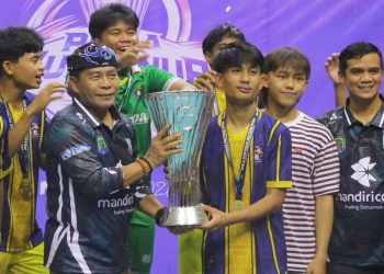 Tutup Turnamen Futsal Pelajar, Gubernur Motivasi Atlet Muda Raih Prestasi Lebih Tinggi