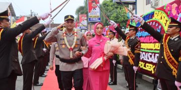 Kapolres Binjai Yang Baru, Disambut Tarian Melayu Dan Tradisi Kepolisian