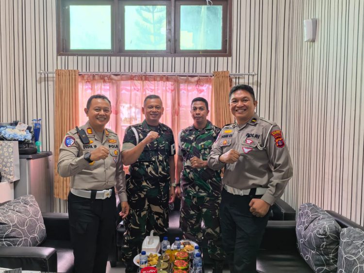 Perkuat Sinergi TNI–Polri, POM AD Penajam Paser Utara Jalin Silaturahmi dengan Satlantas Polres PPU