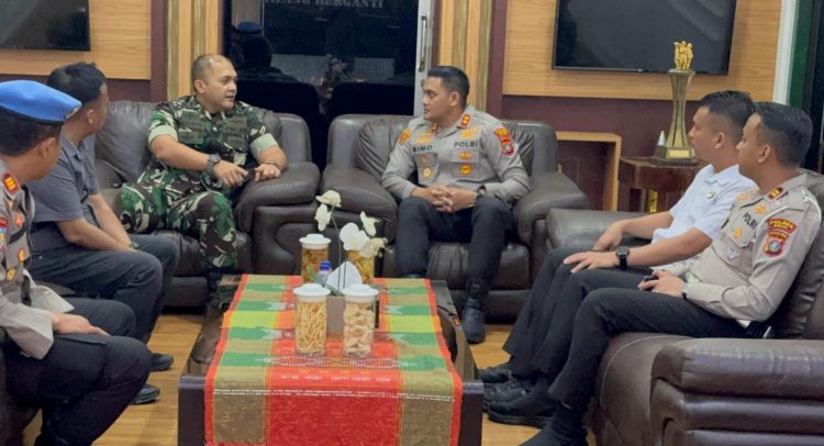 PERKOKOH SINERGITAS TNI POLRI MELALUI SILATURAHMI KAPOLRES BINJAI DENGAN DANDIM 0203 LKT