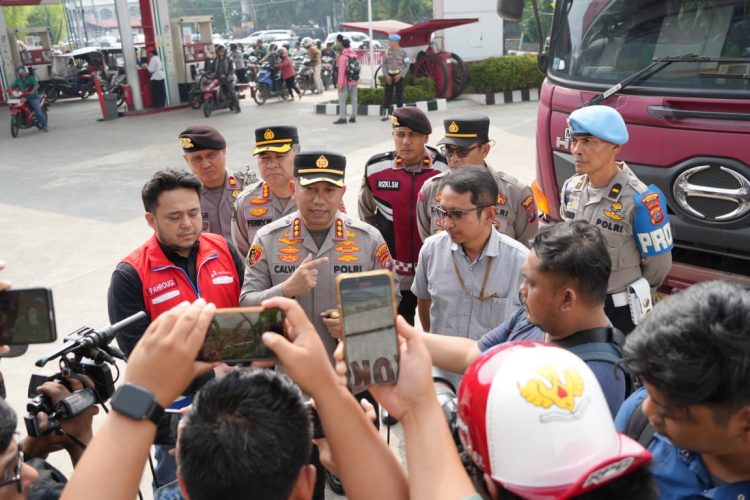 Polda Sumut dan Polrestabes Medan Kawal Distribusi BBM, Pastikan Pasokan dan Pelayanan di SPBU Berjalan Lancar