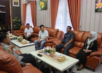 Penuh Keakraban, Kapolres Langkat Bersilaturahmi dengan Ketua DPRD