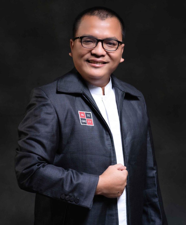 Surat Terbuka Denny Indrayana ke Prabowo: “Tiga Alarm” yang Bisa Menjatuhkan Rezim